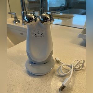 NuFACE Trinity Facial Microcurrent Toning Device - Like New Condition